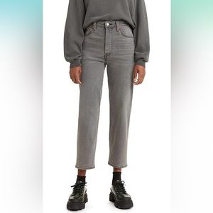 NWT Levi’s women’s rib cage straight ankle jeans